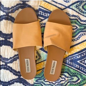Steve Madden Tan Leather Slides/Sandals